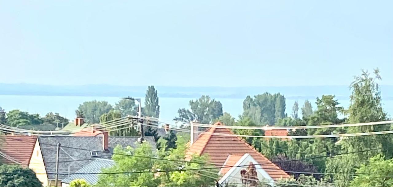 Azur Panorama Apartman Alsóörs Buitenkant foto