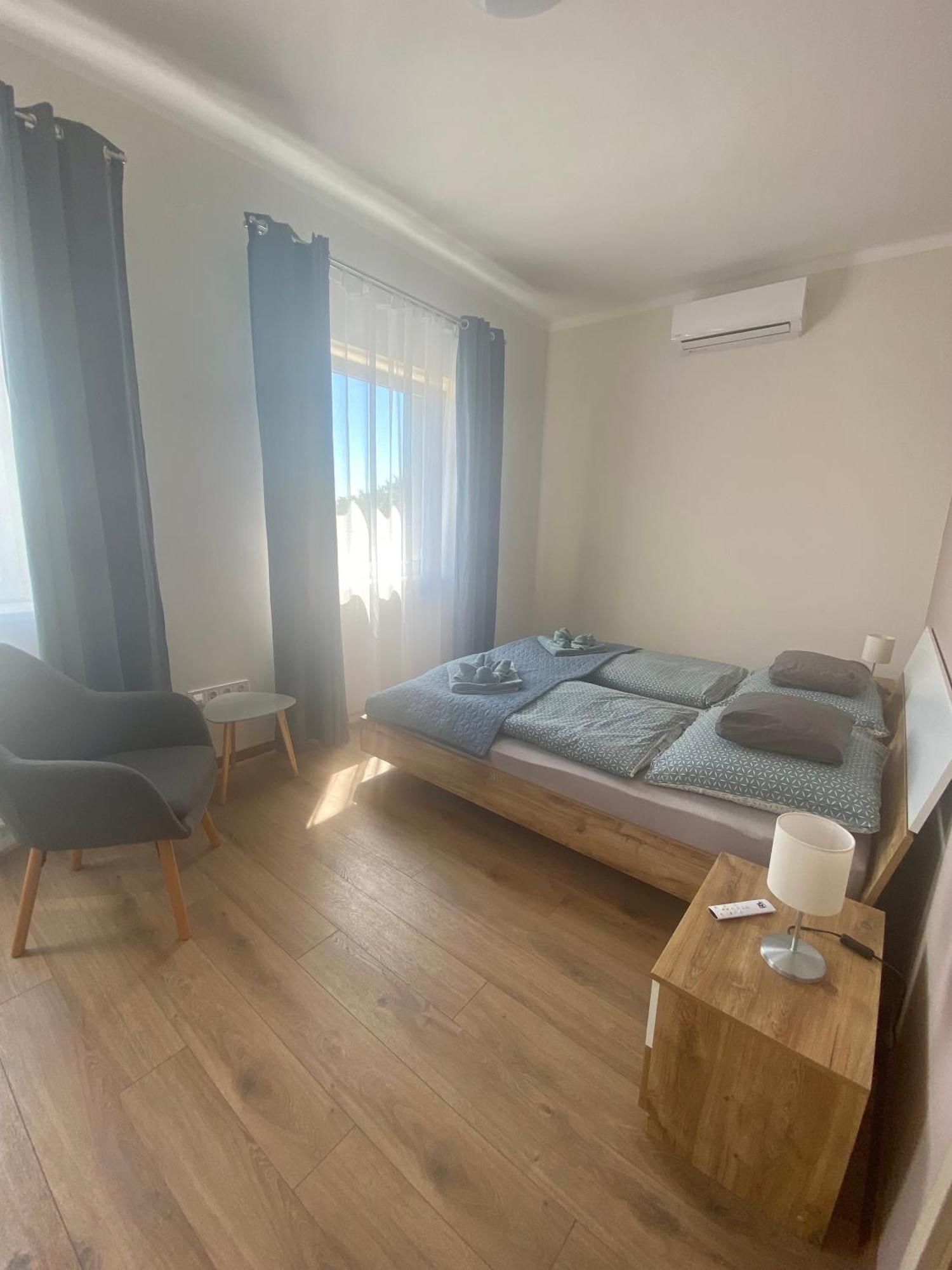 Azur Panorama Apartman Alsóörs Buitenkant foto
