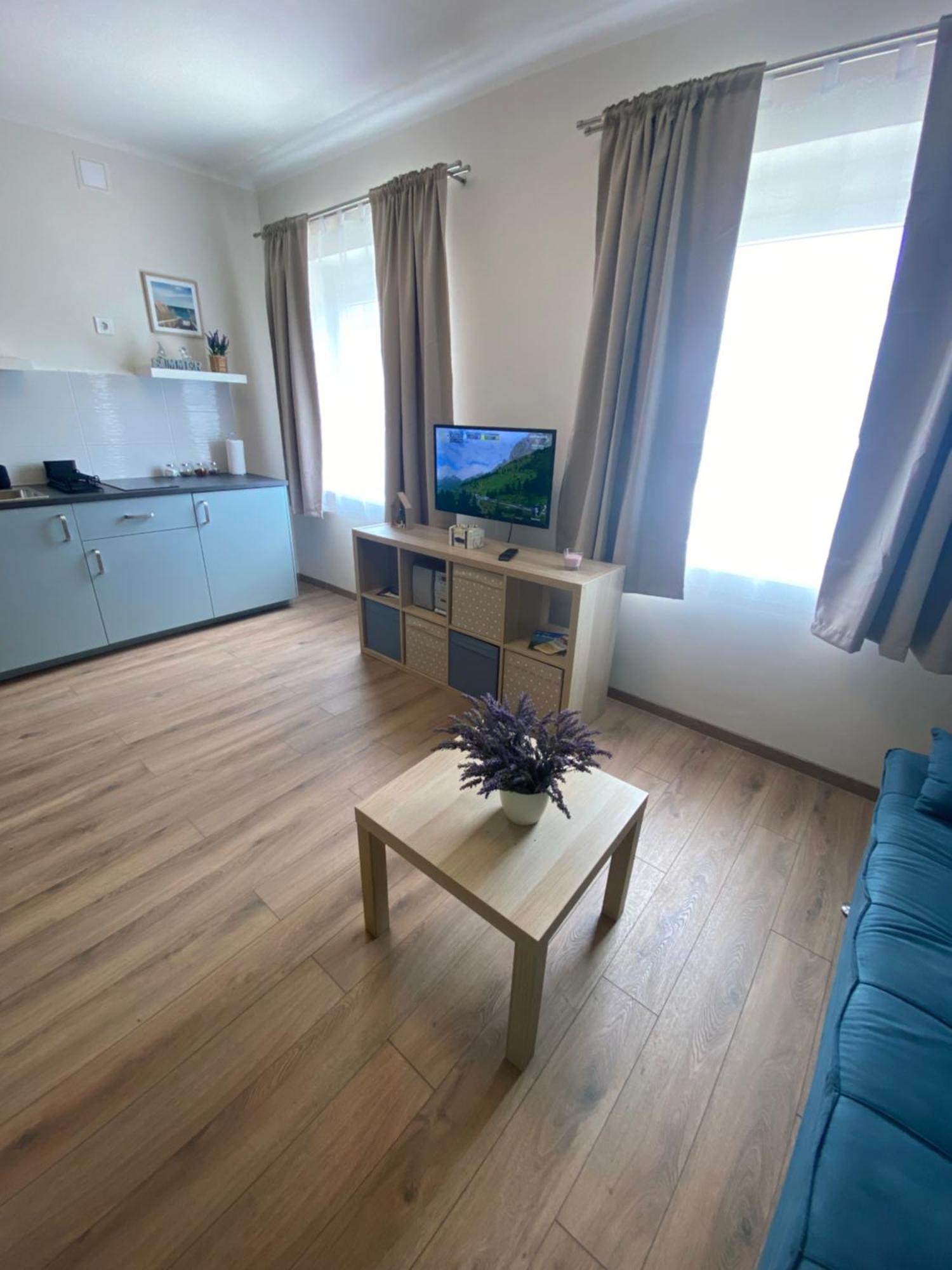 Azur Panorama Apartman Alsóörs Buitenkant foto
